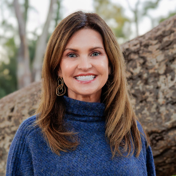 Michelle Brown Headshot